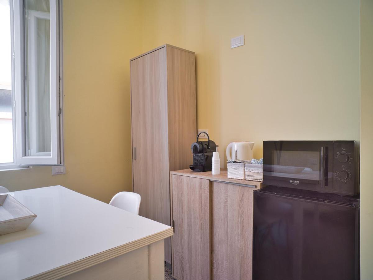 2 Passi Dal Mare Hotell Finale Ligure Exteriör bild