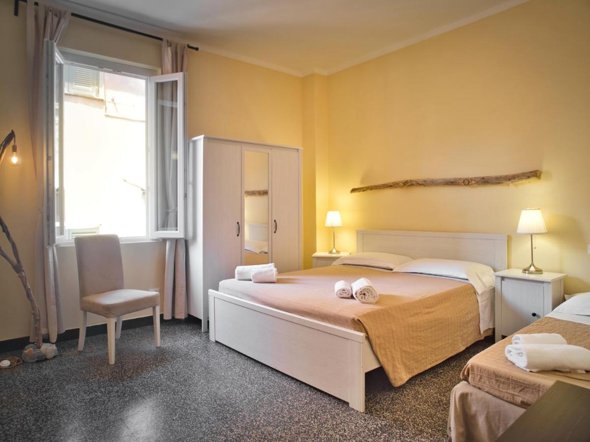 2 Passi Dal Mare Hotell Finale Ligure Exteriör bild