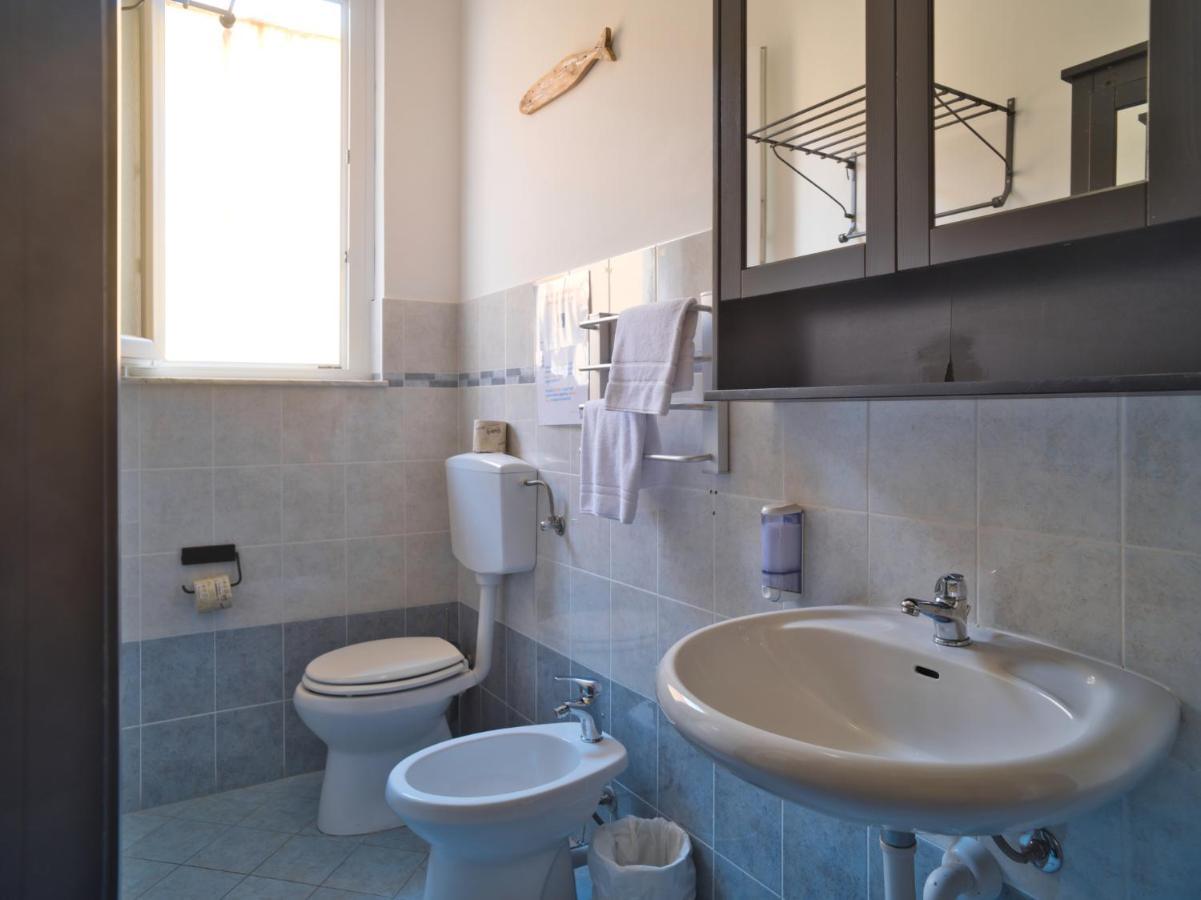 2 Passi Dal Mare Hotell Finale Ligure Exteriör bild